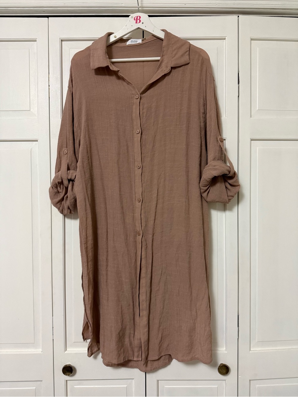 Bluivy Long Casual Button-Down Maxi Shirt Side Slits Roll Tab Sleeve Neutral